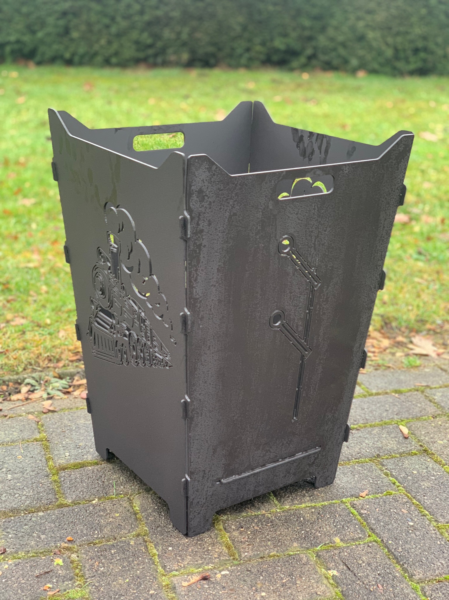 Feuerkorb Feuertonne Eisenbahn Zug Dampflokomotive Signal