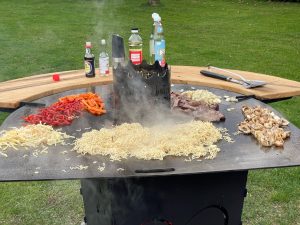 Feuerkorb Feuertonne Grillplatte Wokaufsatz Asia Nudeln