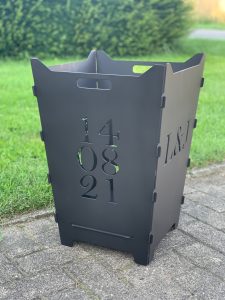 Feuerkorb Feuertonne Hochzeit Trauung Ehepaar Initialien modern1
