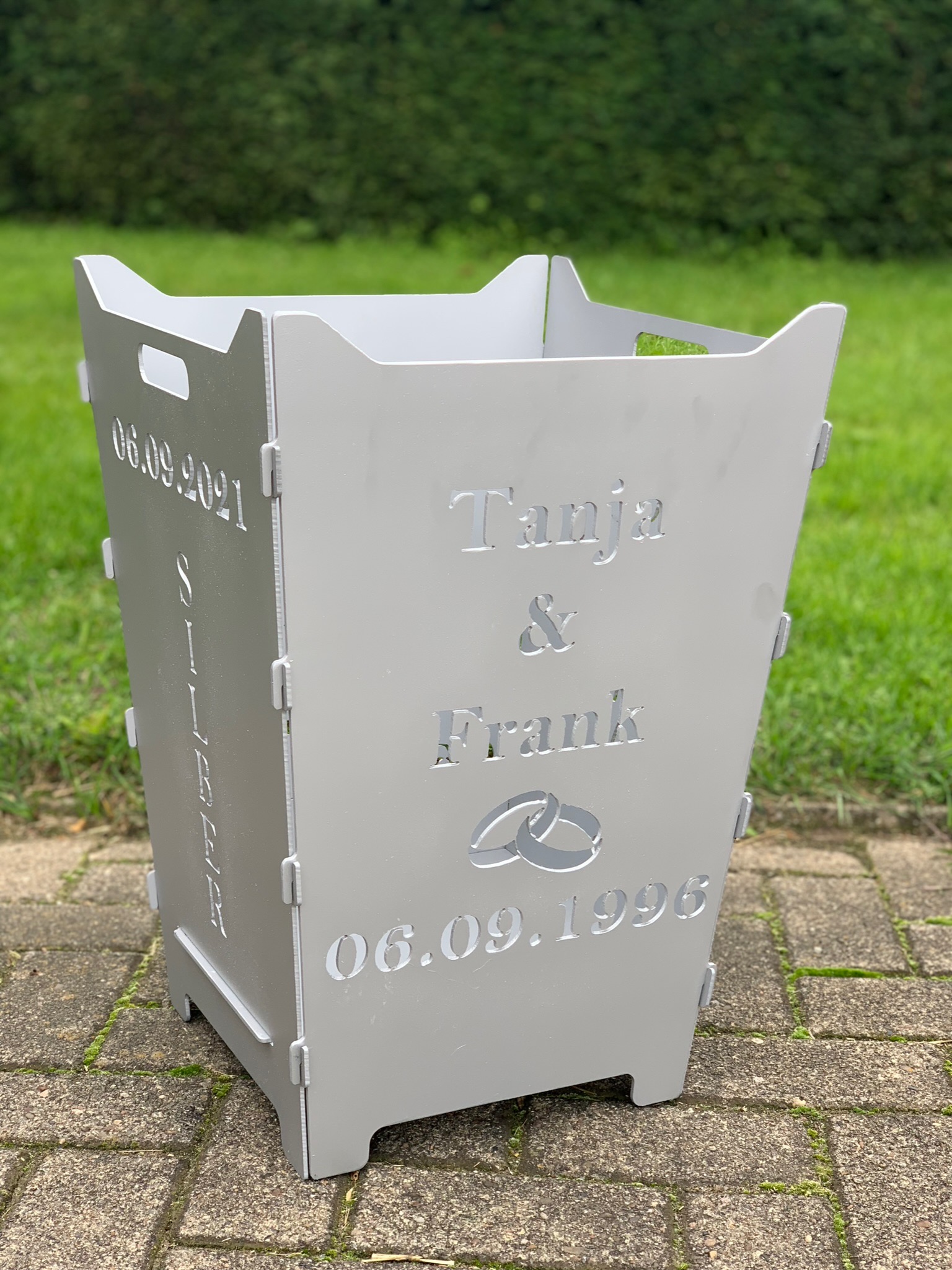 Feuerkorb Feuertonne Hochzeit Trauung Ehepaar Silberhochzet Ringe silber