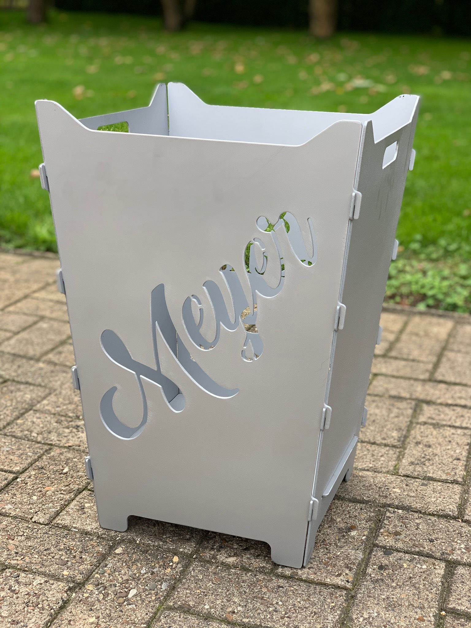 Feuerkorb Feuertonne Hochzeit Trauung Familienname Schreibschrift silber