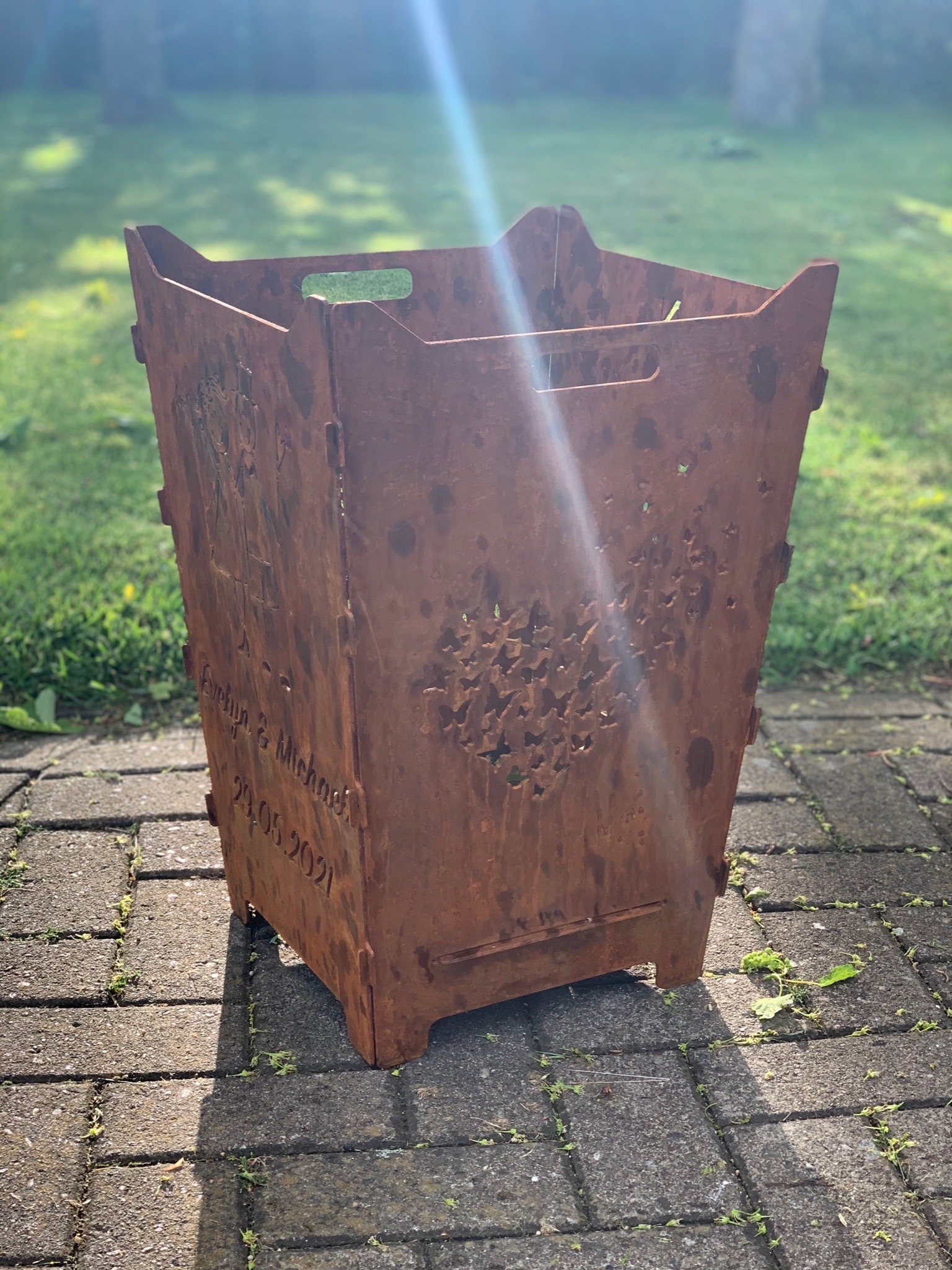 Feuerkorb Feuertonne Hochzeit Trauung Herz Schmetterlinge rostig