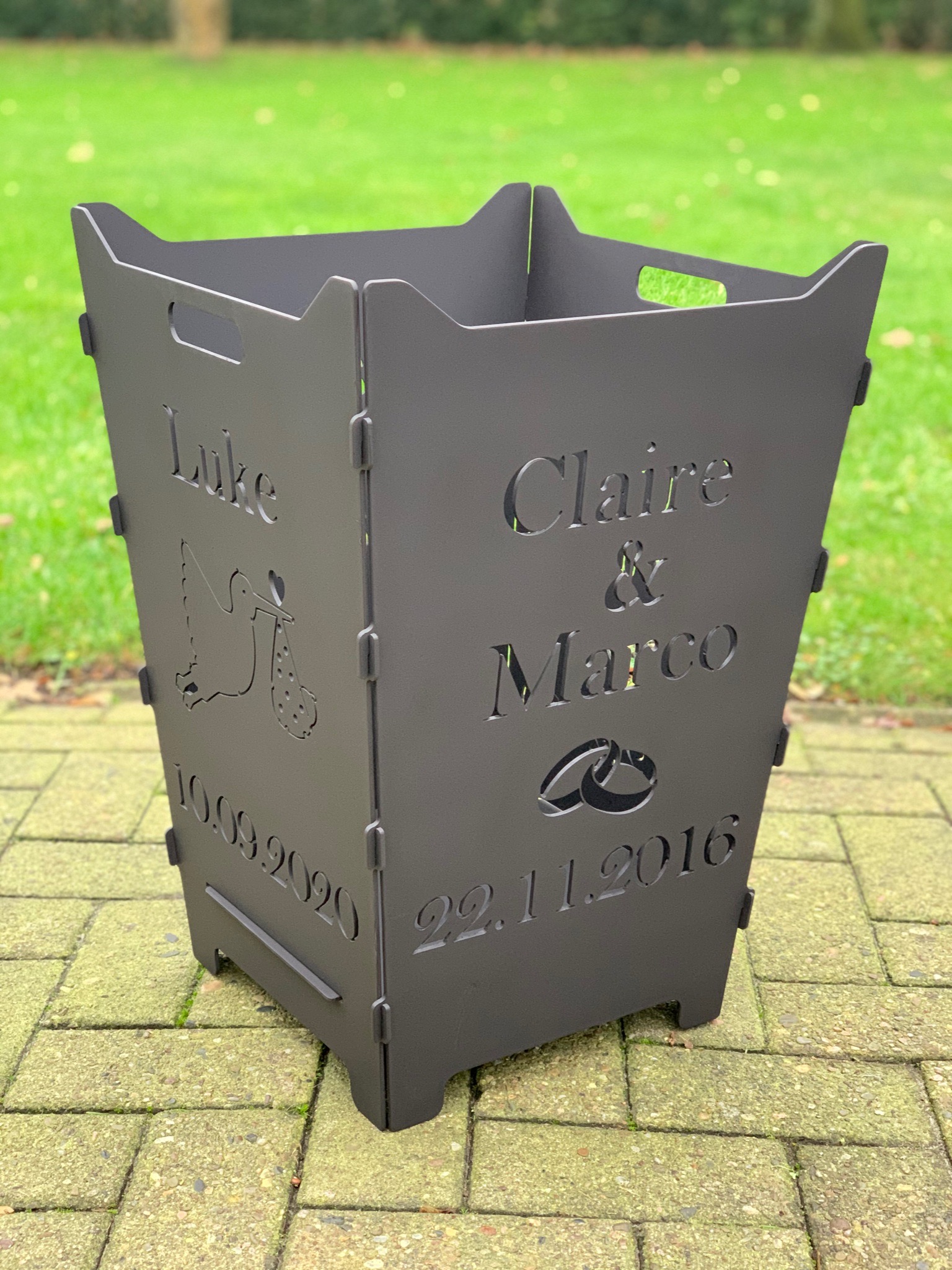 Feuerkorb Feuertonne Hochzeit Trauung Ringe Stroch Nachwuchs