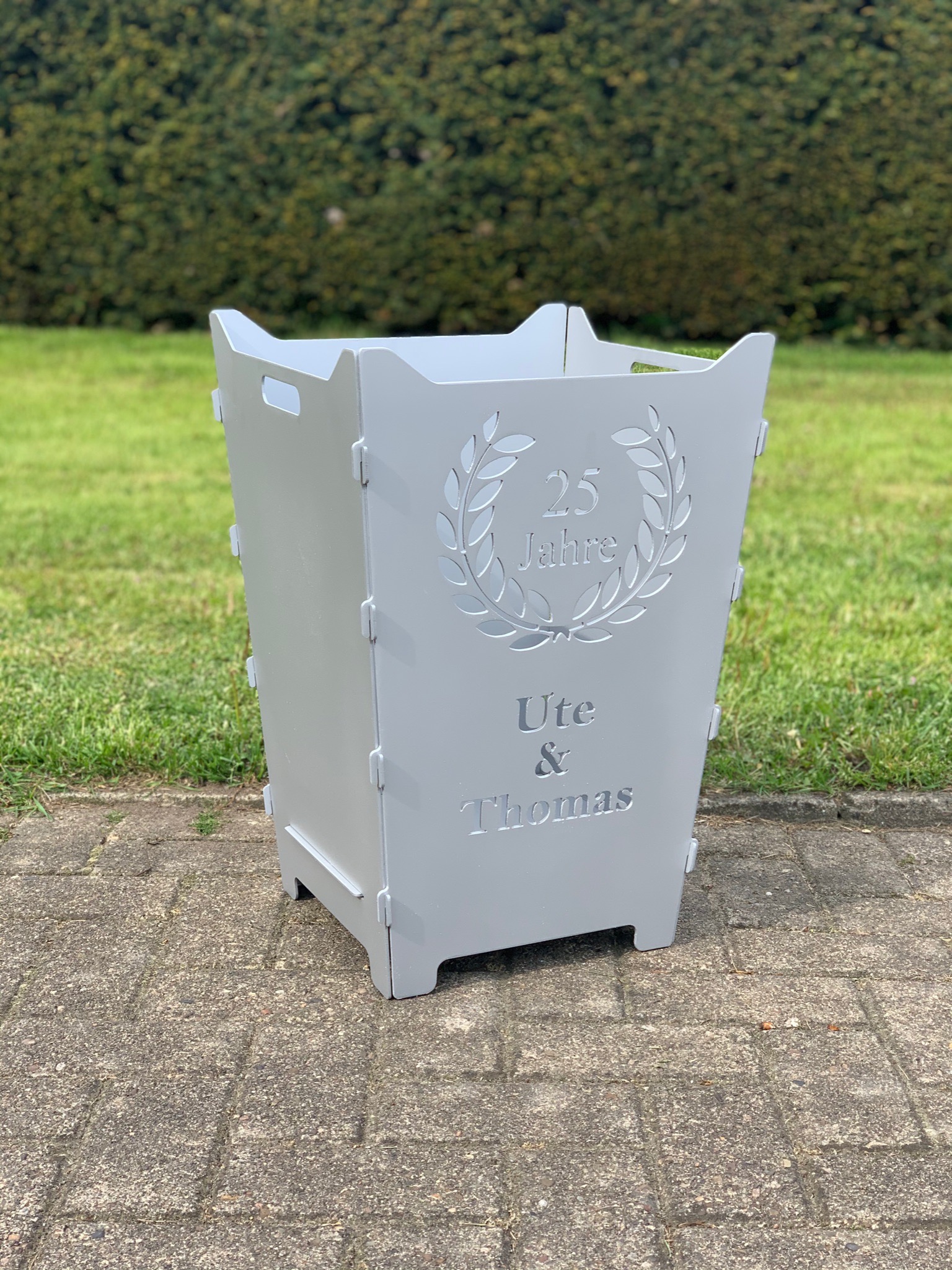 Feuerkorb Feuertonne Hochzeit Trauung Silberhochzeit Lorbeerkranz silber