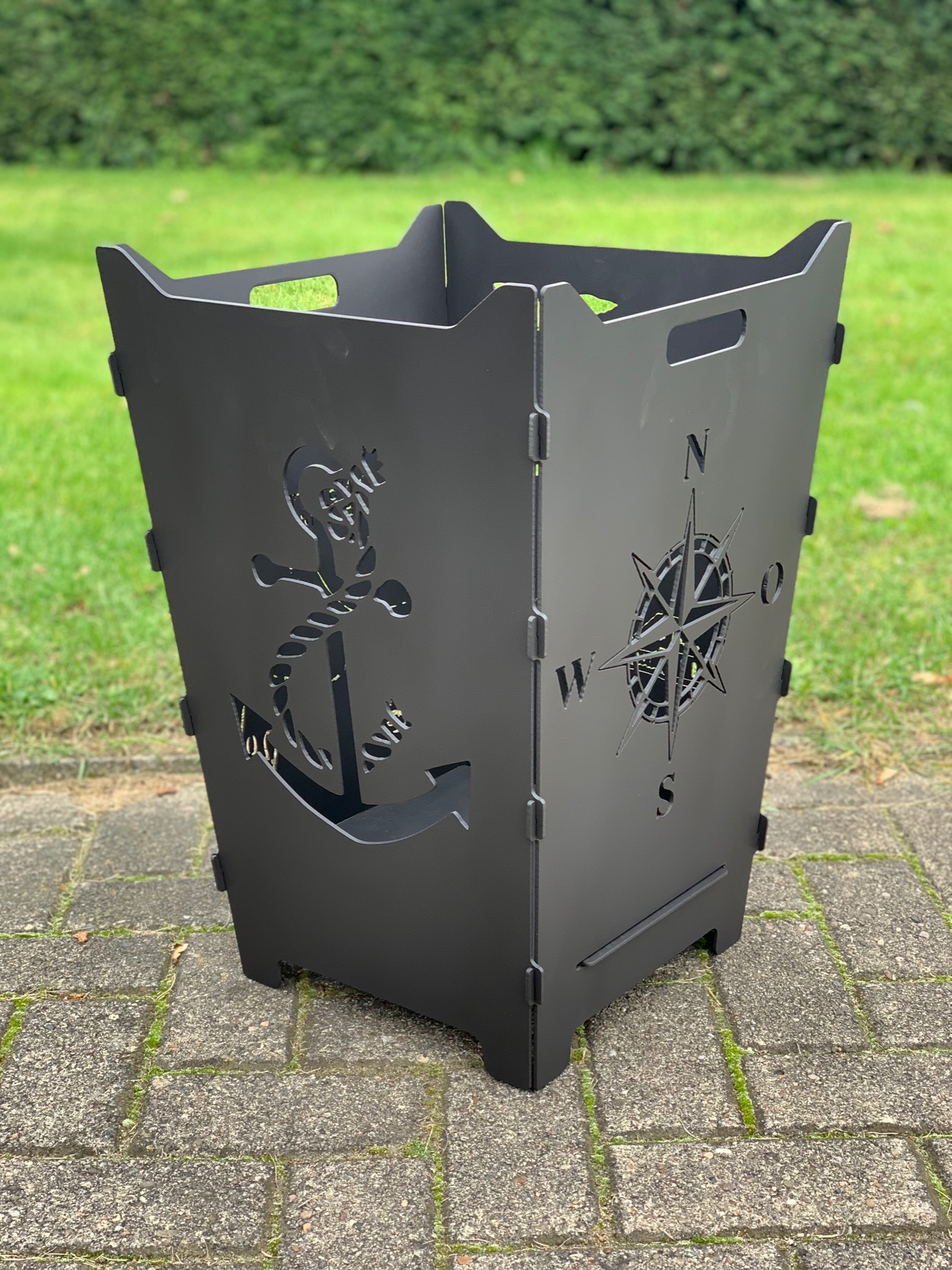 Feuerkorb Feuertonne Kompass Windrose Anker