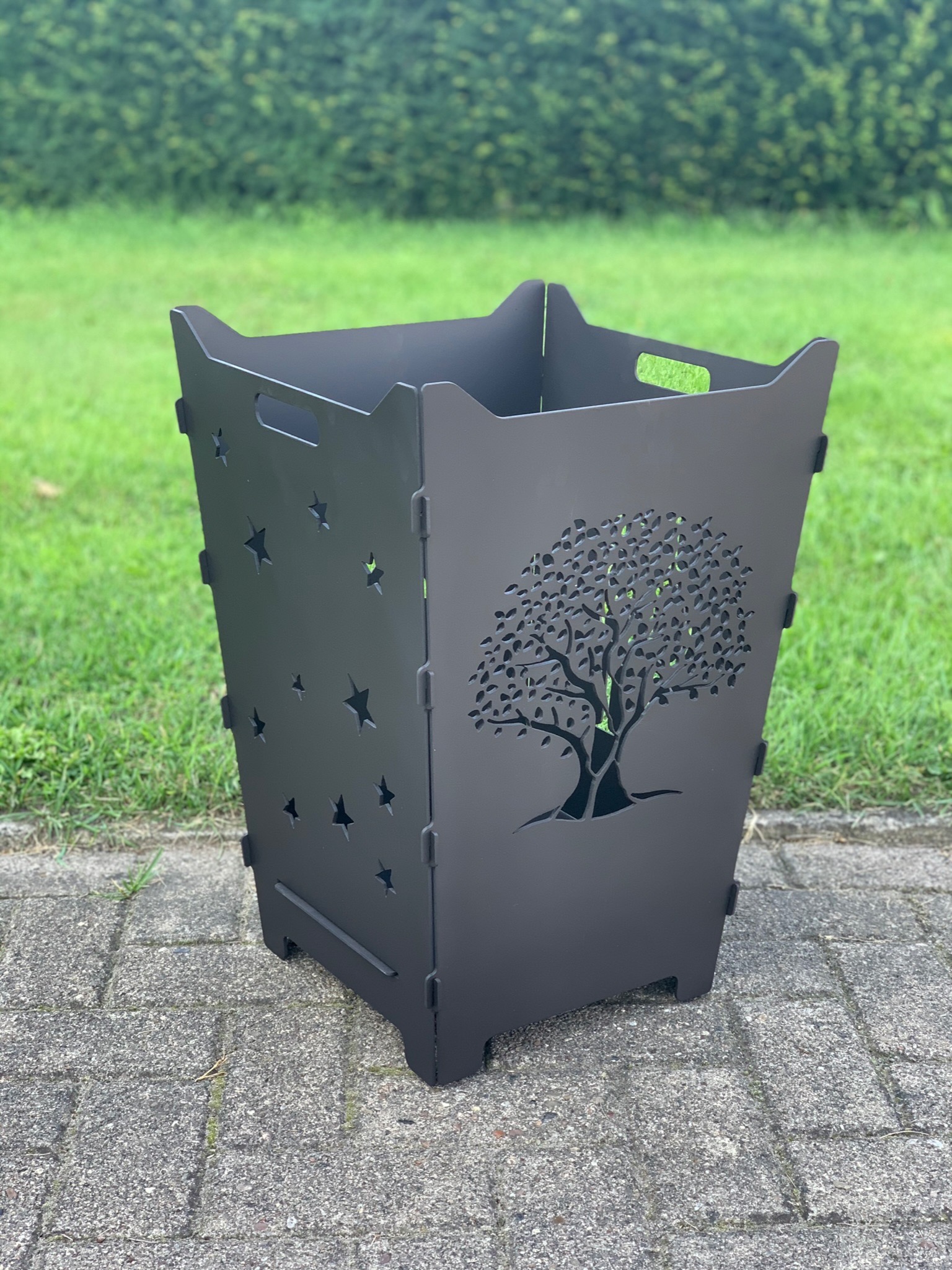 Feuerkorb Feuertonne Lebensbaum Stammbaum Sterne