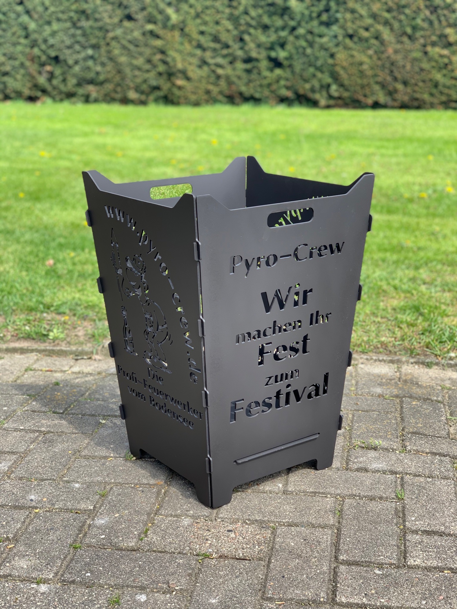 Feuerkorb Feuertonne Pyro Crew1