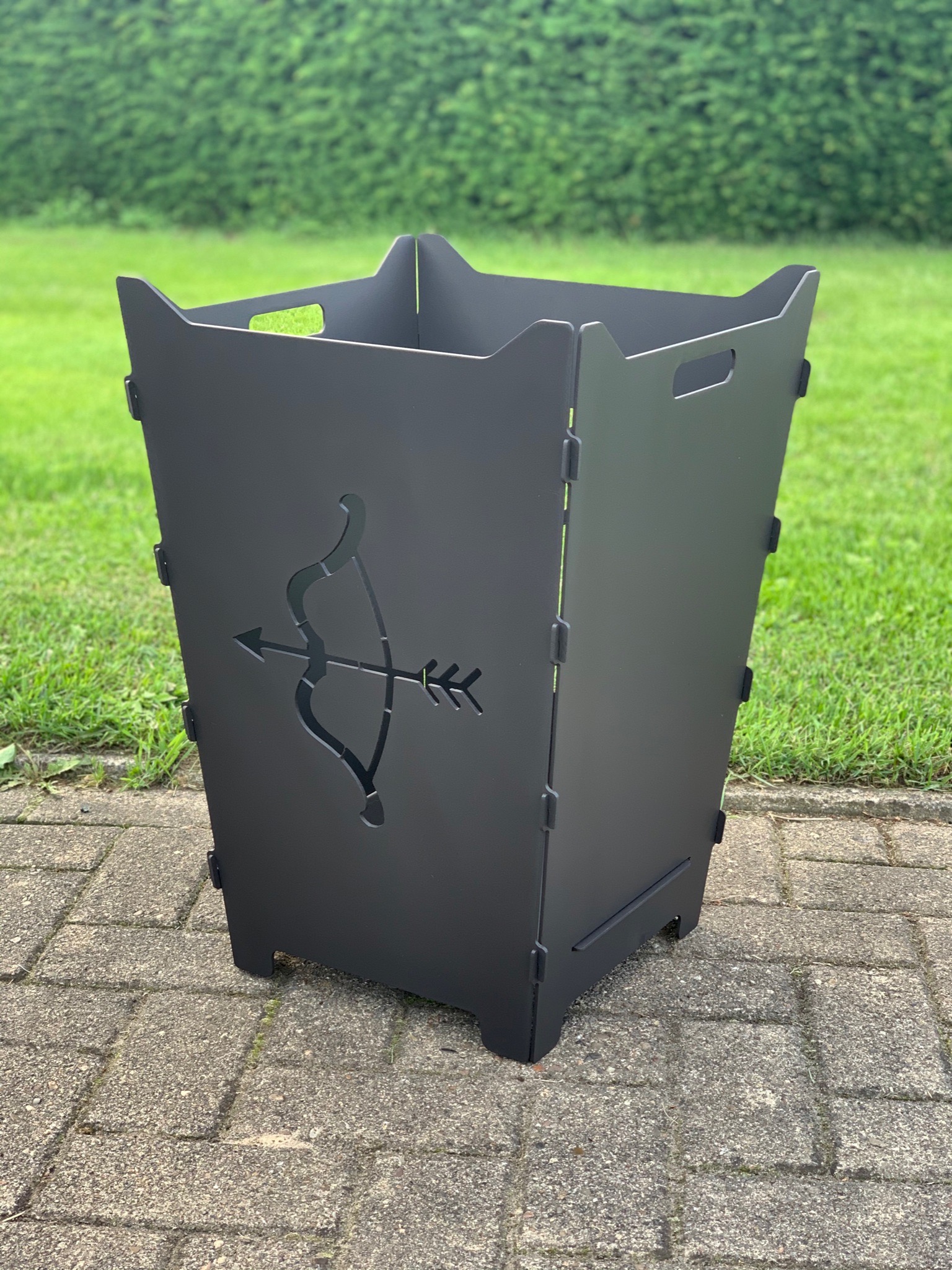 Feuerkorb Feuertonne Wappen Bogen