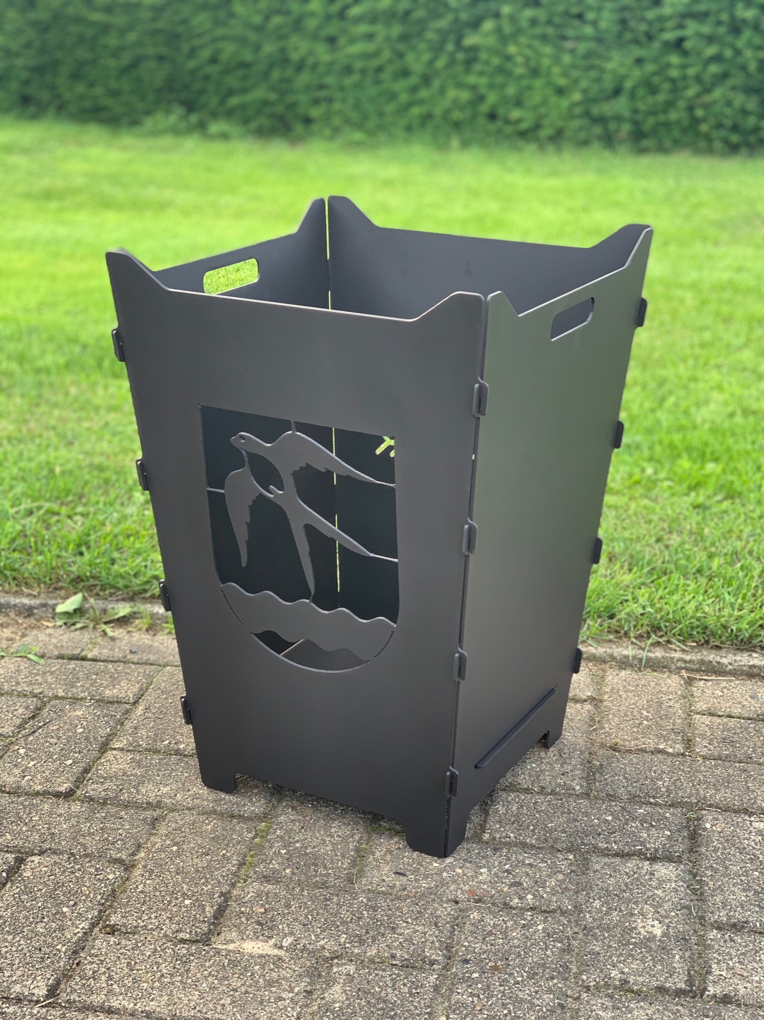 Feuerkorb Feuertonne Wappen Spatz