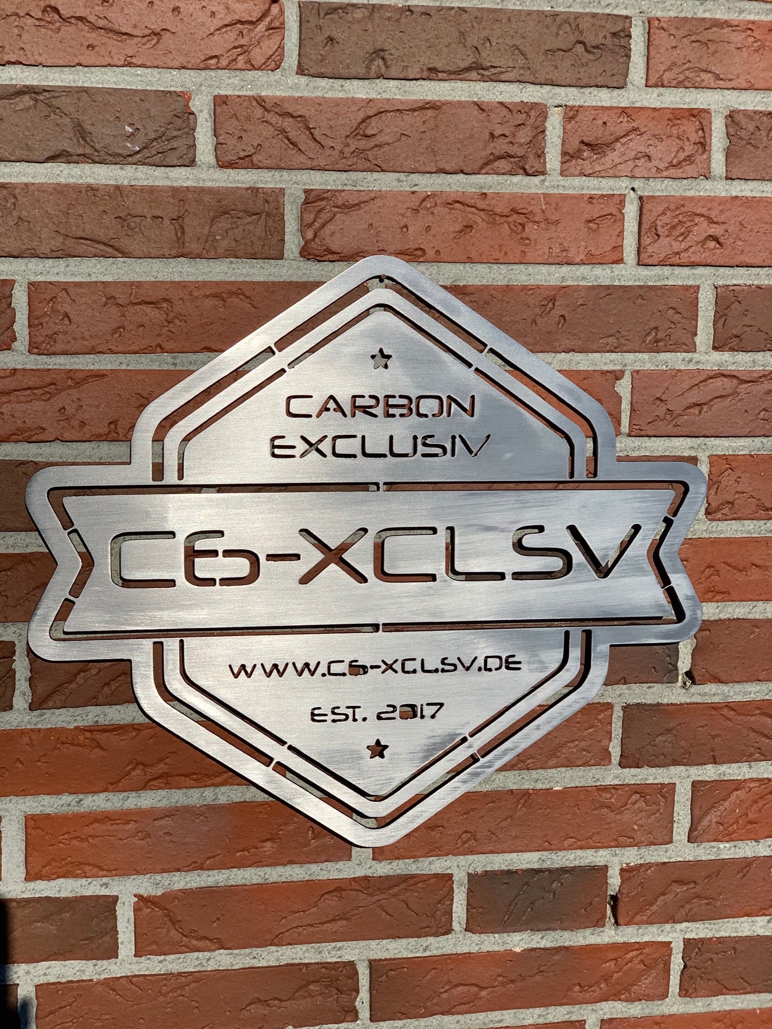 Schild C6 XCLSV