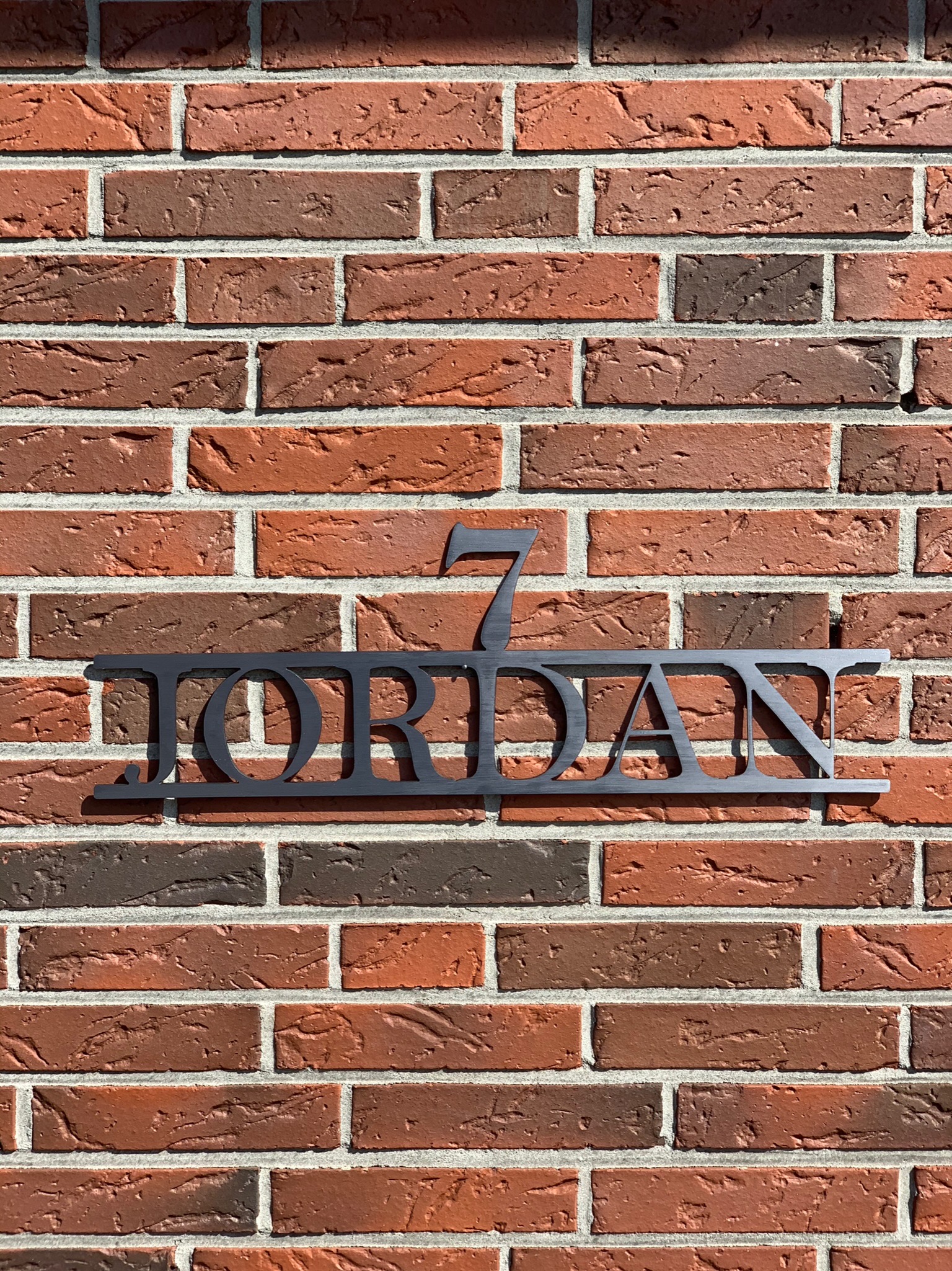 Schriftzug Edelstahl Jordan Hausnummer