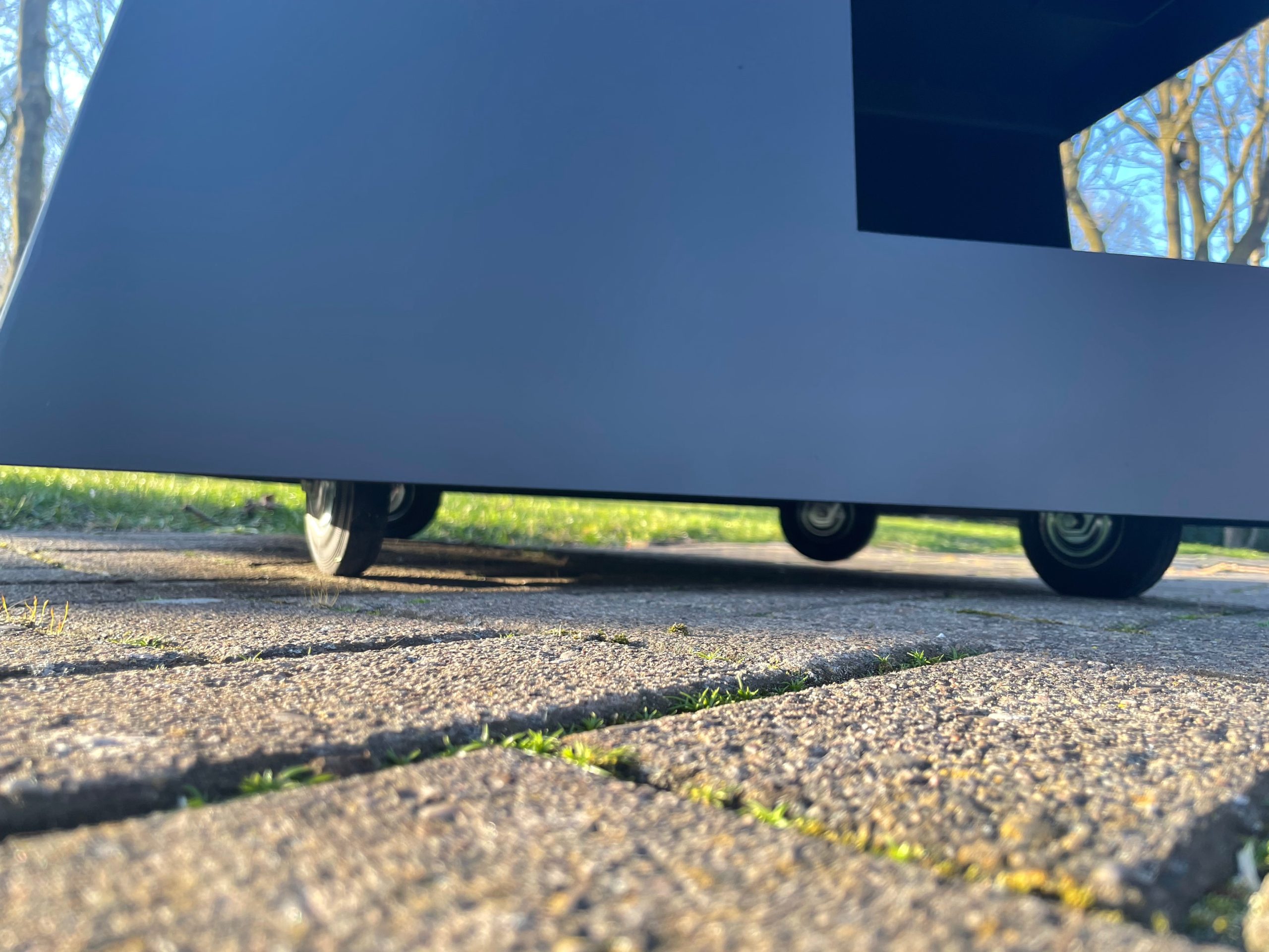 Terrassenofen Feuerstelle Feuertonne Rollen