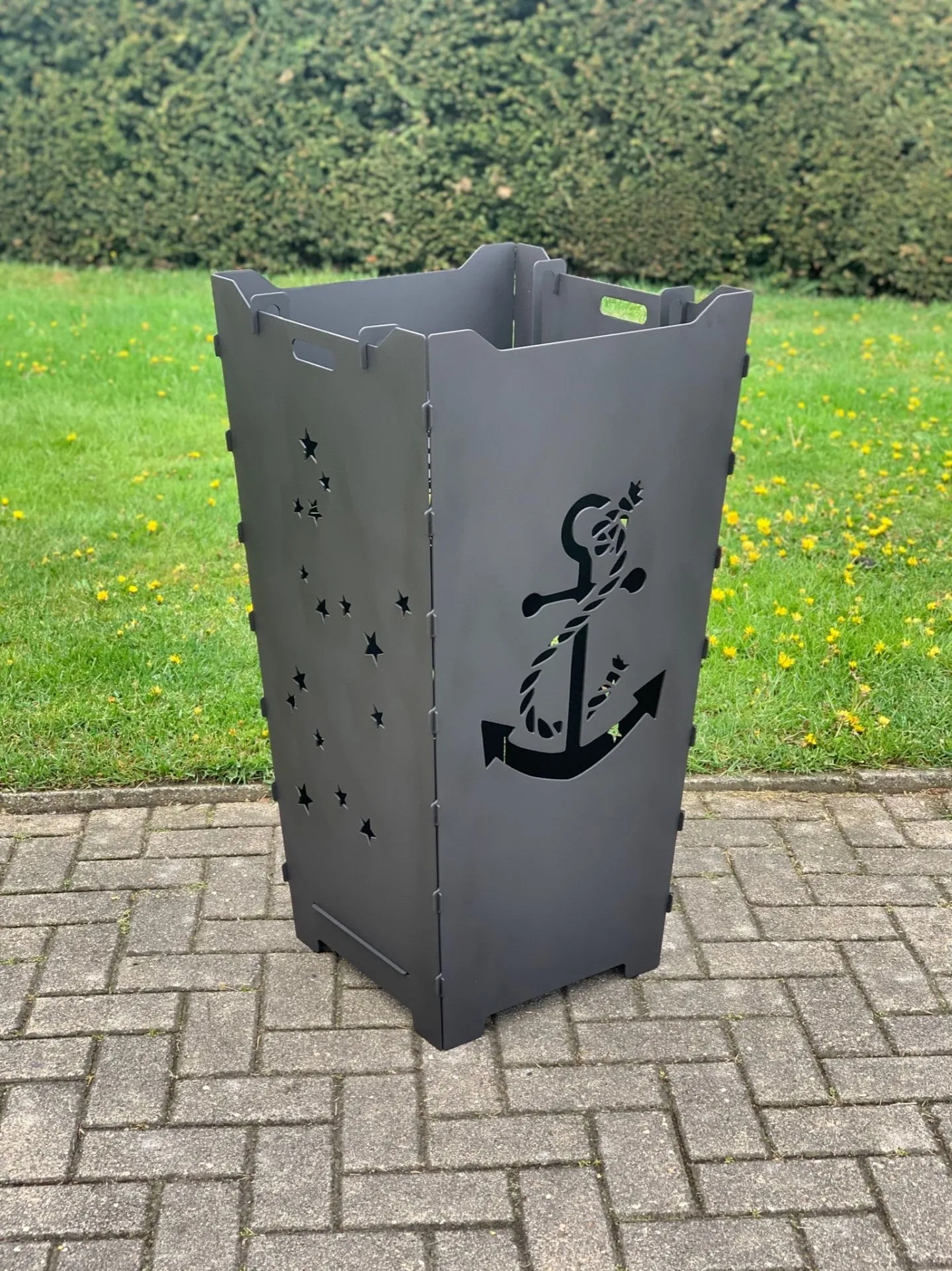 Feuerkorb-Feuertonne-Anker-Meer-maritim-Sternbild