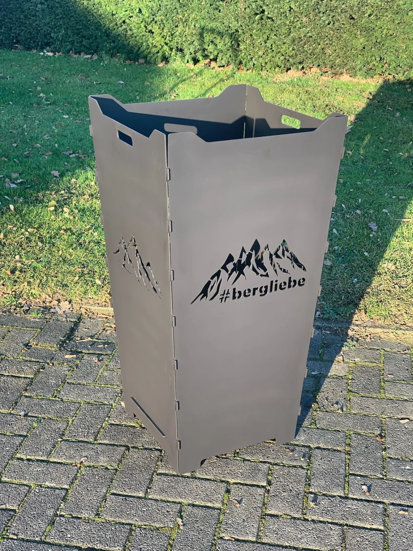 Feuerkorb-Feuertonne-Berge-Gebierge-Bergliebe-Aplen