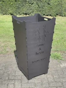 Feuerkorb-Feuertonne-Brautpaar-Hochzeit-Datum-Namen