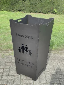 Feuerkorb-Feuertonne-Familie-Koordinaten