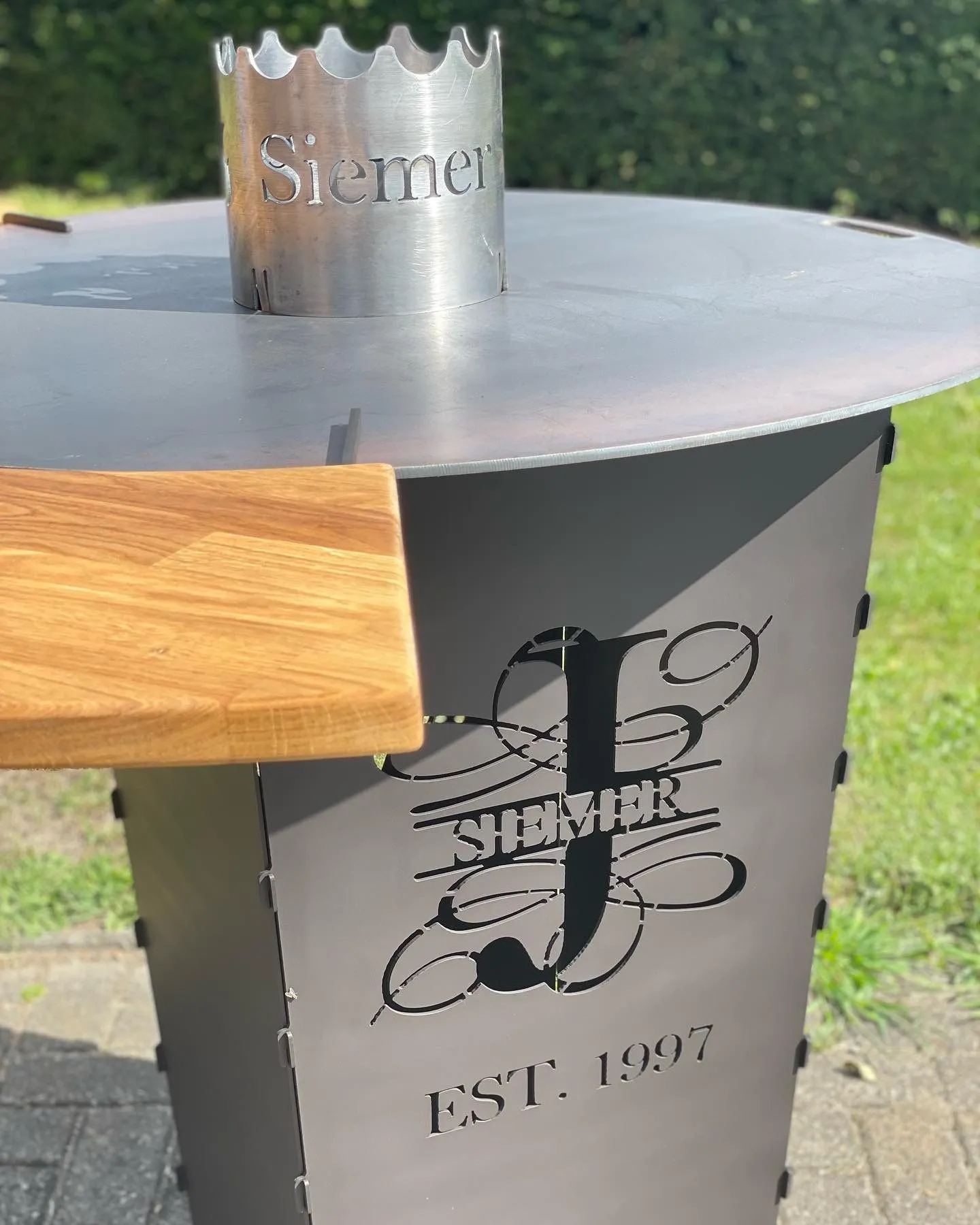 Feuerkorb-Feuertonne-Familie-Monogramm-2