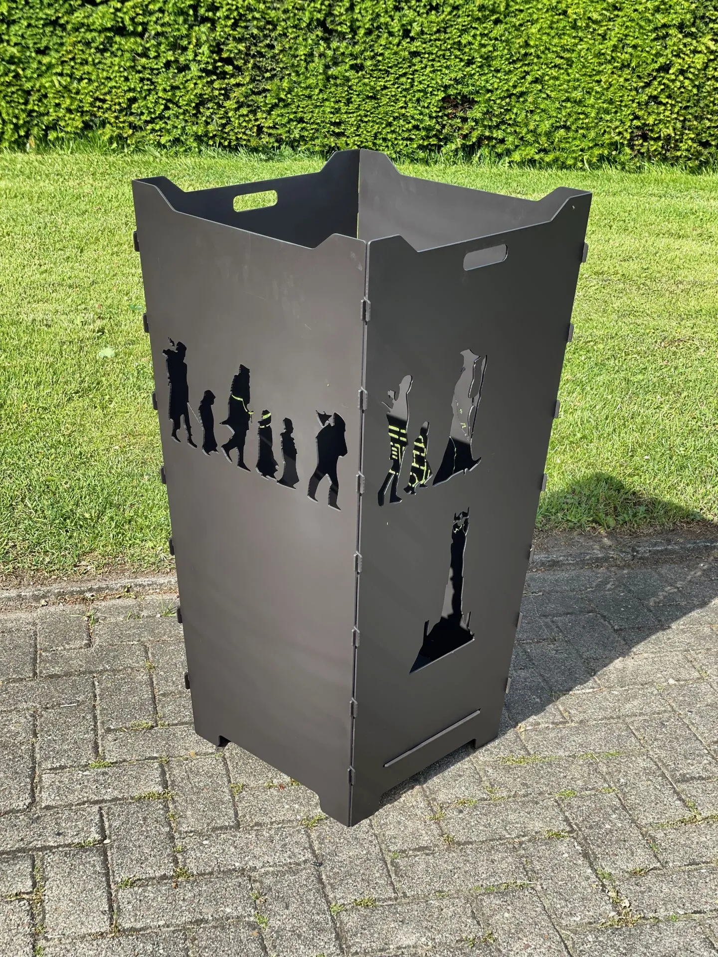 Feuerkorb-Feuertonne-Herr-der-Ringe