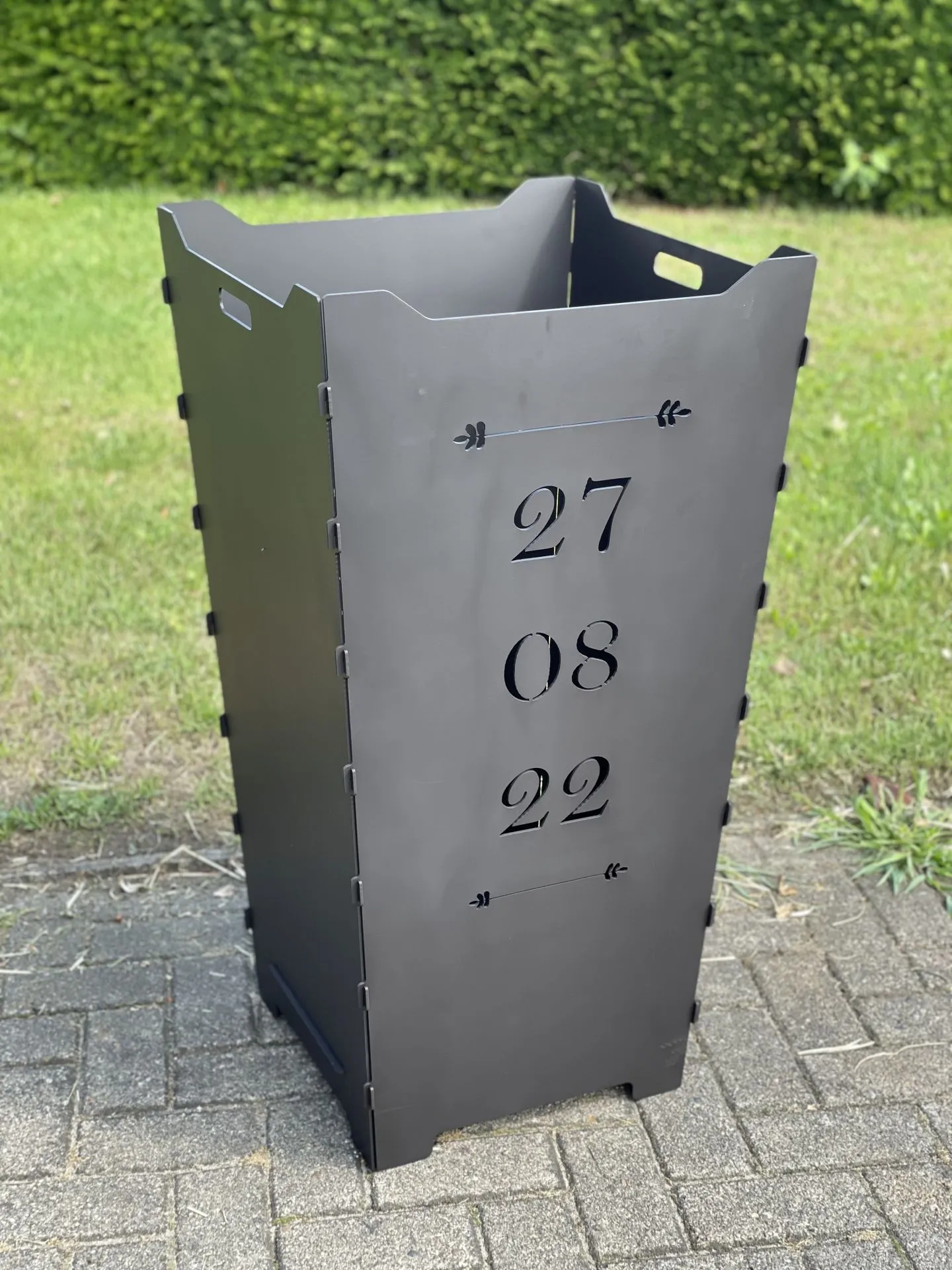 Feuerkorb-Feuertonne-Hochzeit-Datum