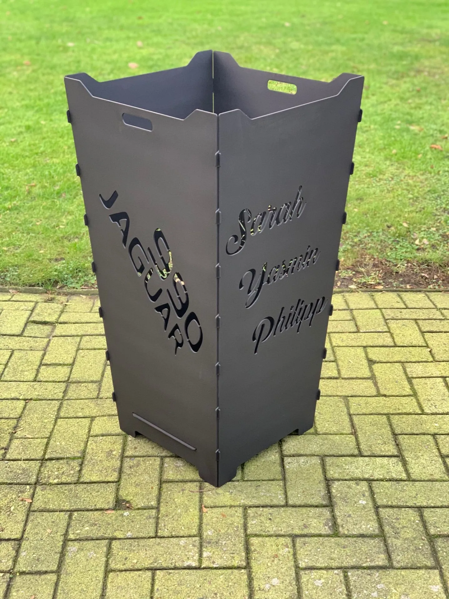 Feuerkorb-Feuertonne-Jaguar-Maisheacksler