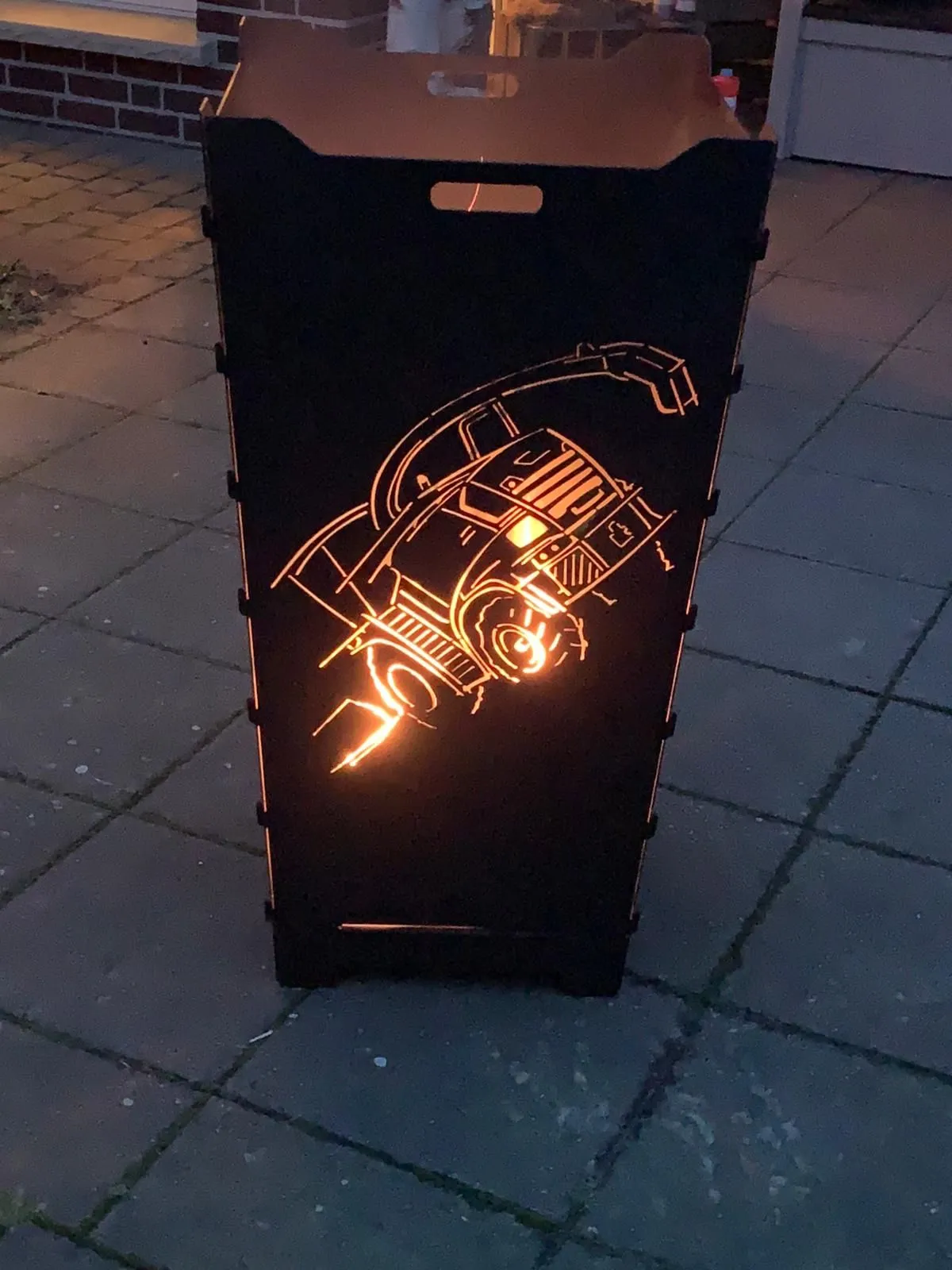 Feuerkorb-Feuertonne-Jaguar-Maisheacksler4