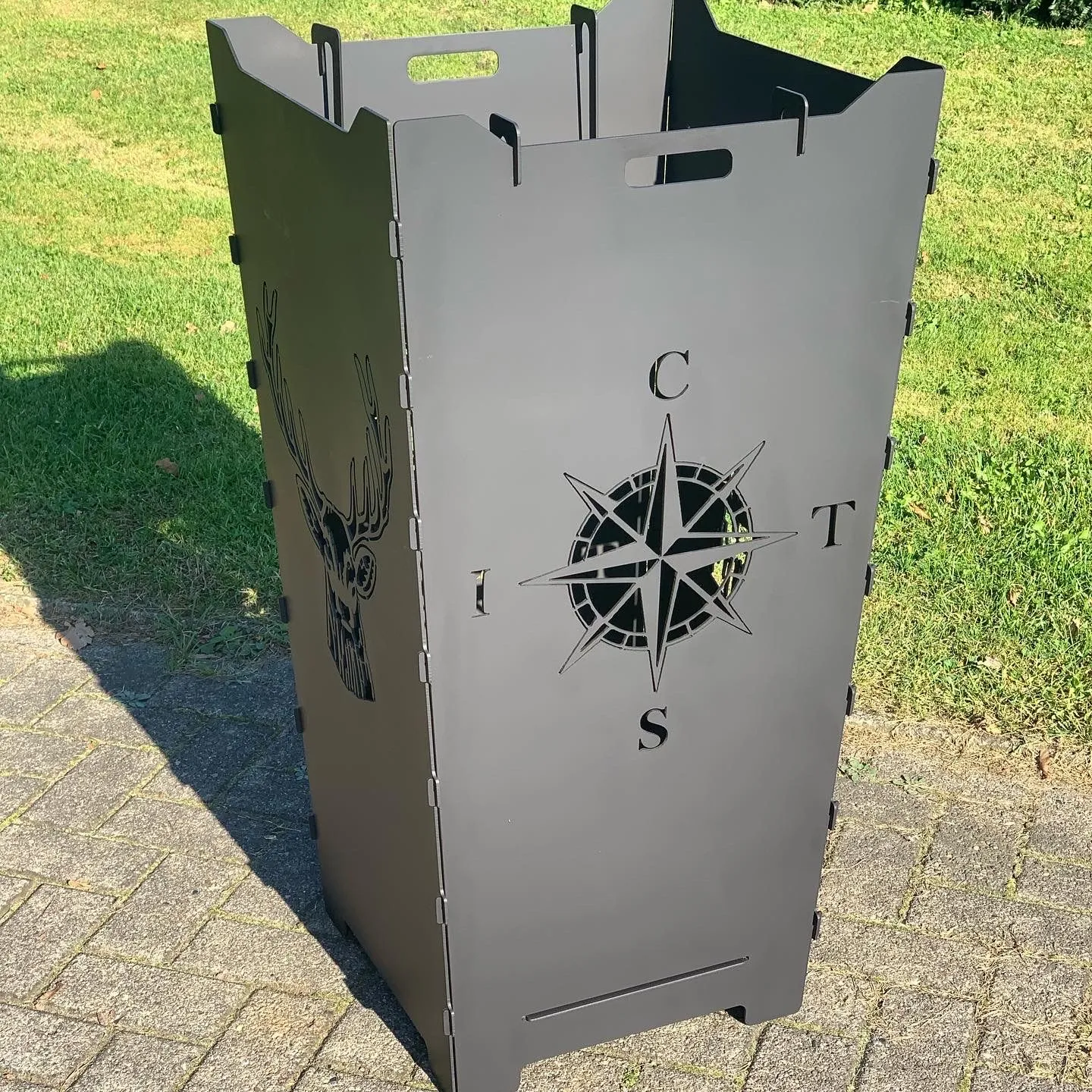 Feuerkorb-Feuertonne-Kompass-Windrose-Hirsch-Dammwild