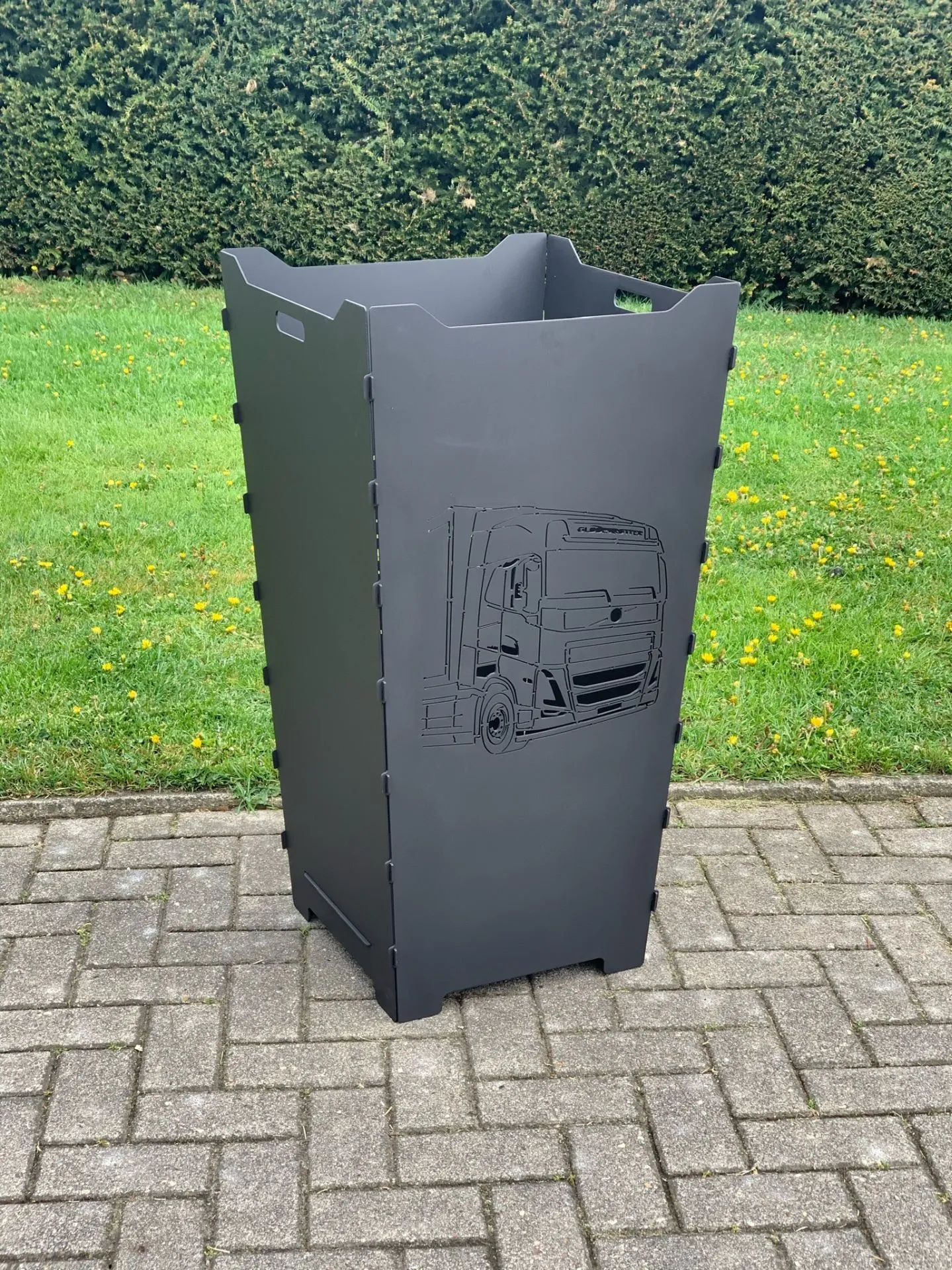 Feuerkorb-Feuertonne-LKW-Volvo-DAF-Scania