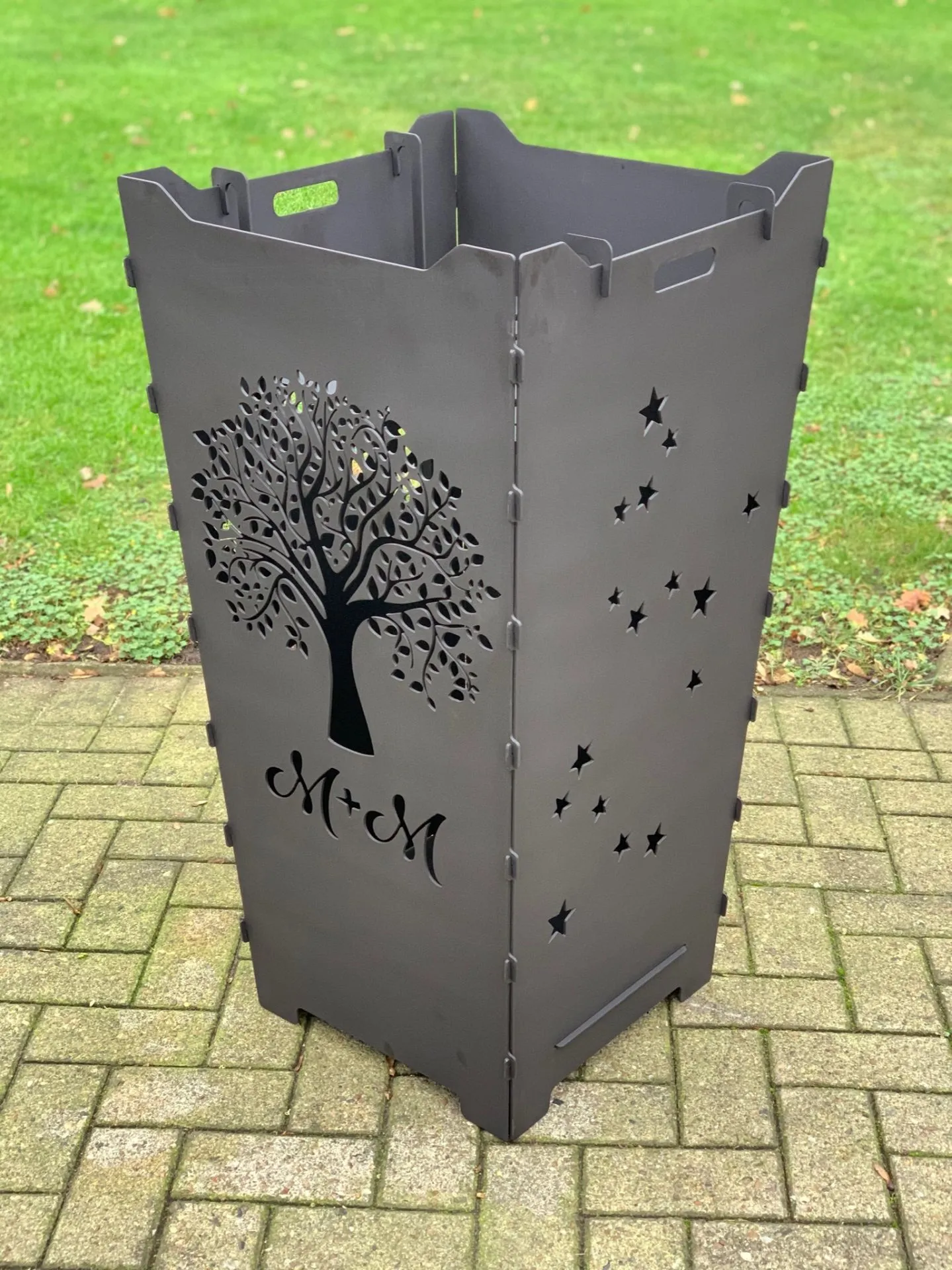 Feuerkorb-Feuertonne-Lebensbaum-Stammbaum-Familie-Sterne1