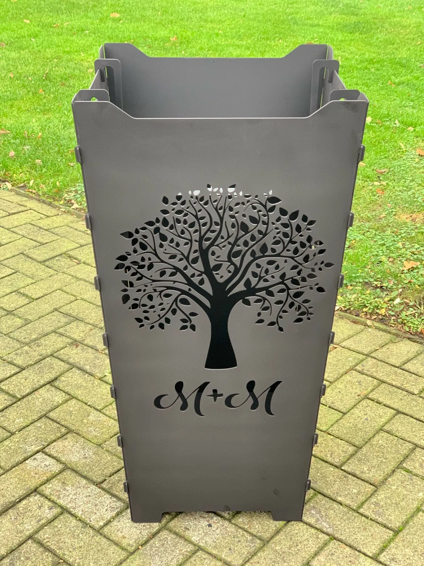 Feuerkorb-Feuertonne-Lebensbaum-Stammbaum-Familie