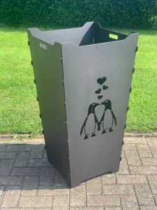 Feuerkorb-Feuertonne-Pinguine-Hochzeit-Paar-Trauung-Herzen