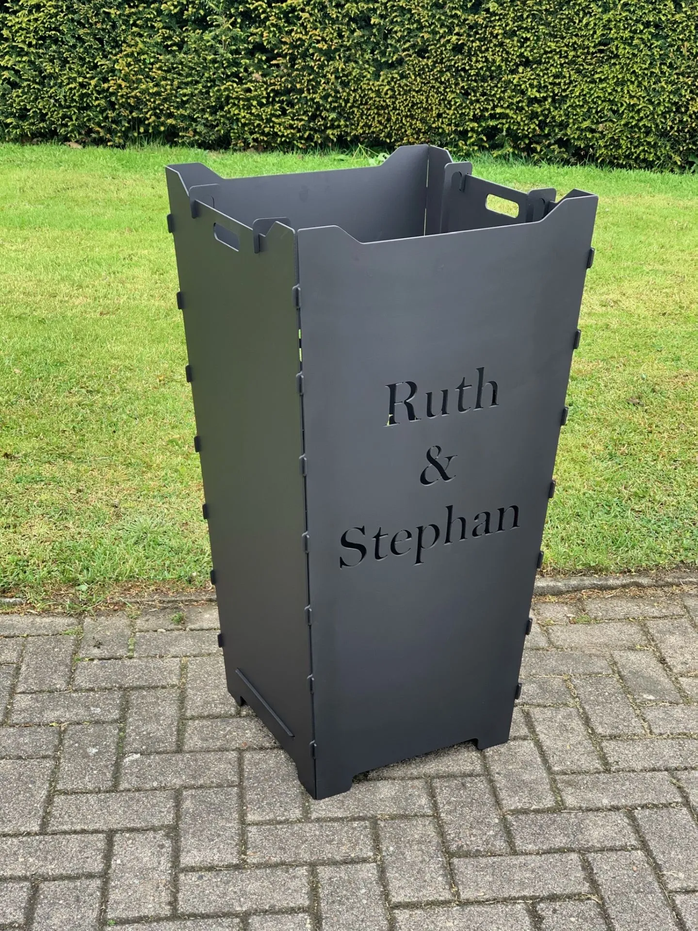 Feuerkorb-Feuertonne-Vornamen-Hochzeit-Ehe