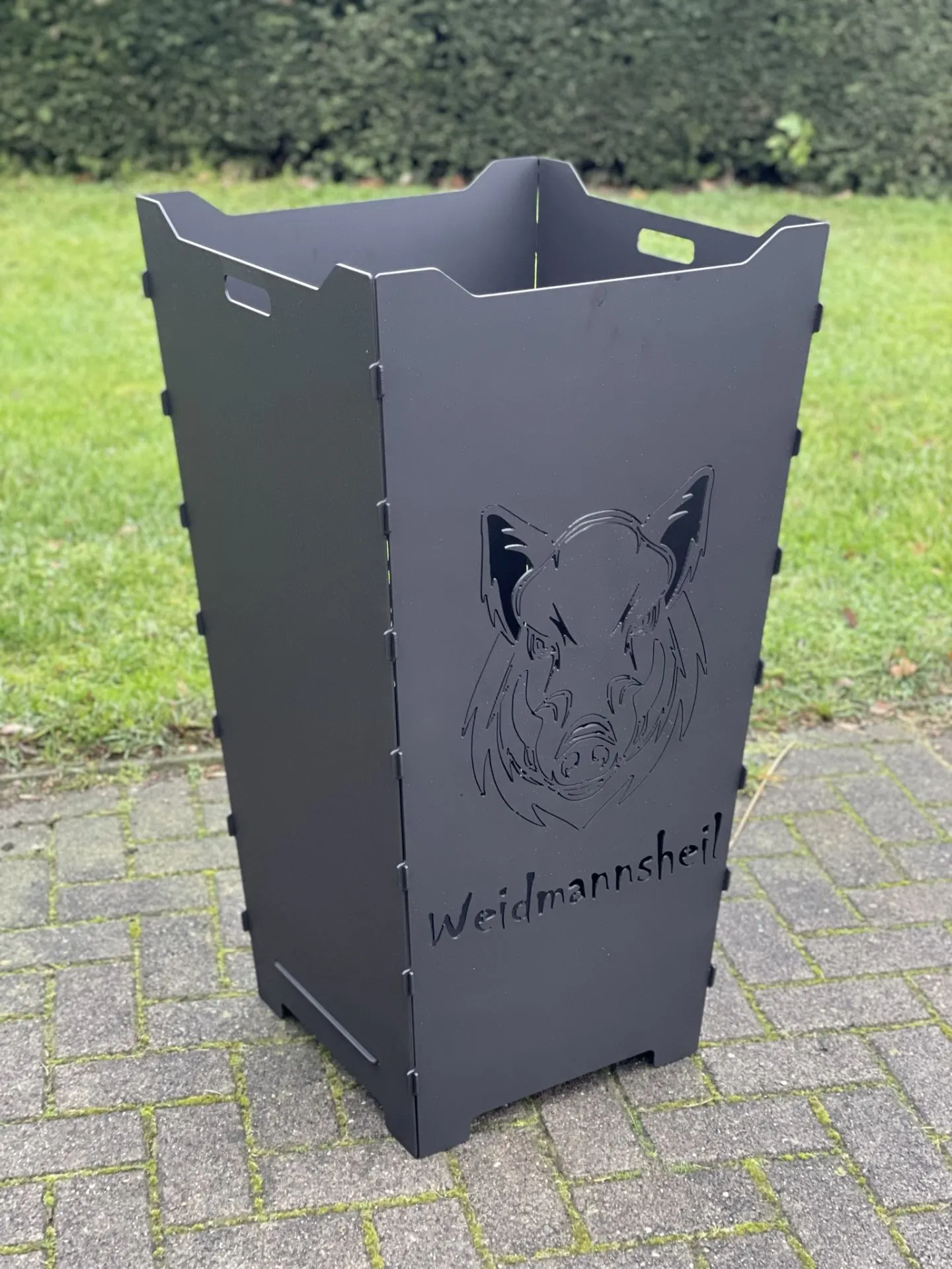 Feuerkorb-gross-Wildschwein-Eber-Keiler-Jagdt-Weildmannsheil